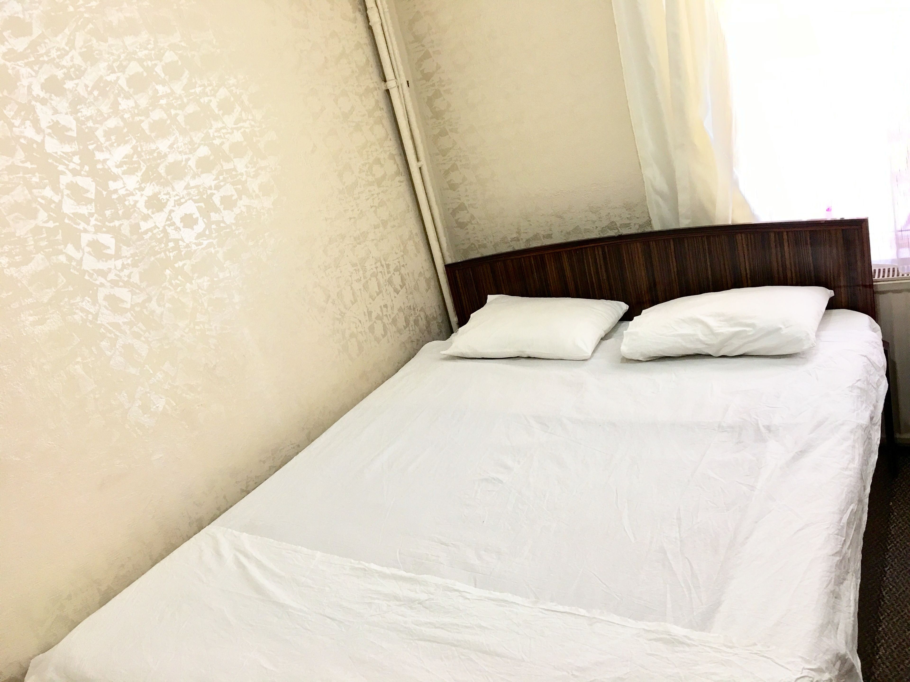 standard double room | in-room safe, desk, iron/ironing board, rollaway beds