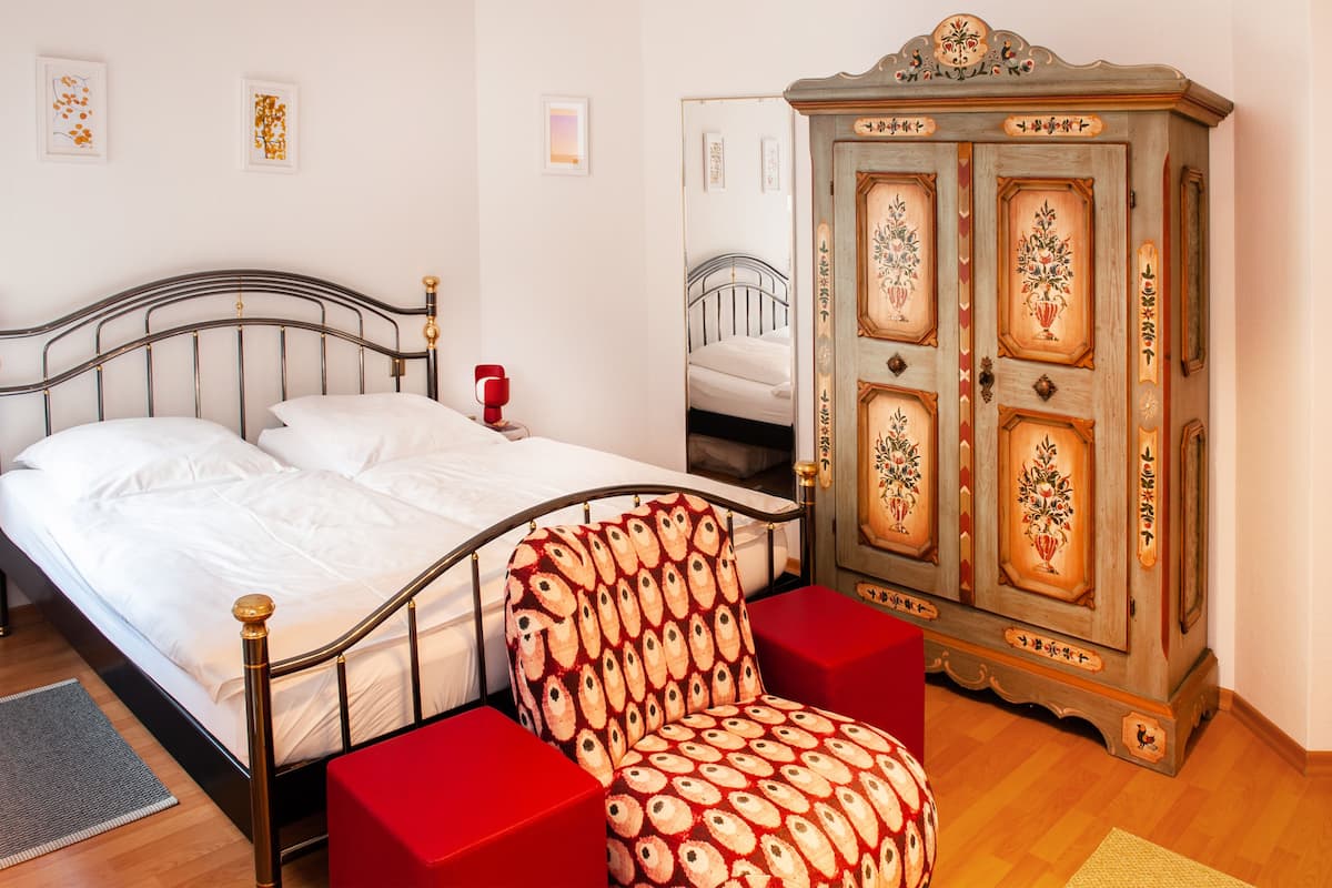 Premium bedding, Select Comfort beds, minibar, in-room safe