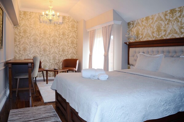 Standard Single Room, 1 Double Bed, City View | Desk, free cots/infant beds, free WiFi, bed sheets - Hotel Begolli (Pristina)