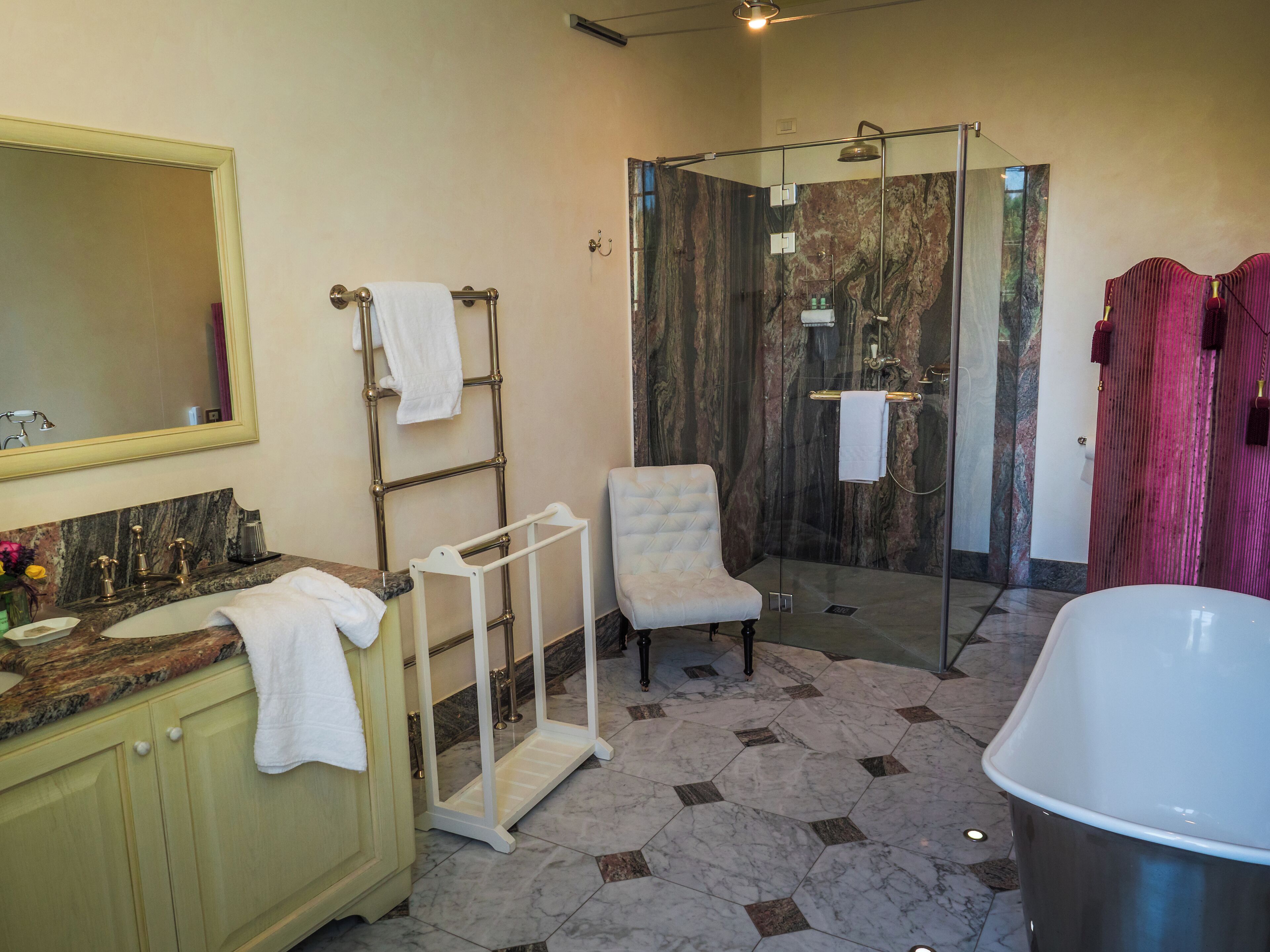 superior suite, balcony, valley view | bathroom | combined shower/bathtub, deep-soaking bathtub, rainfall showerhead