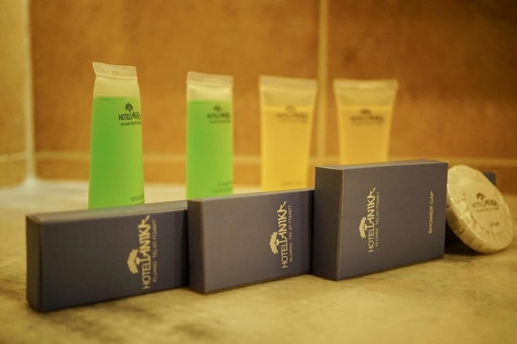 free toiletries, hair dryer, slippers, bidet