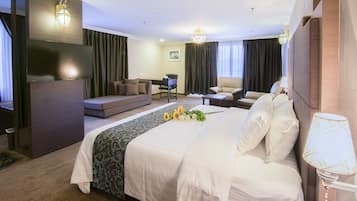 Premier Suite | 1 bilik tidur, bar mini, meja, ruang kerja komputer riba