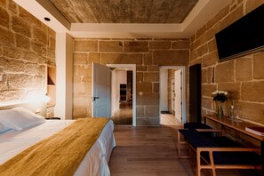 Habitació doble, accessible, vistes a les vinyes (1) | Roba de llit d'alta qualitat, minibar i decoració individual
