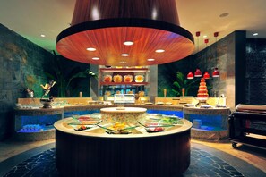 Petit déjeuner buffet