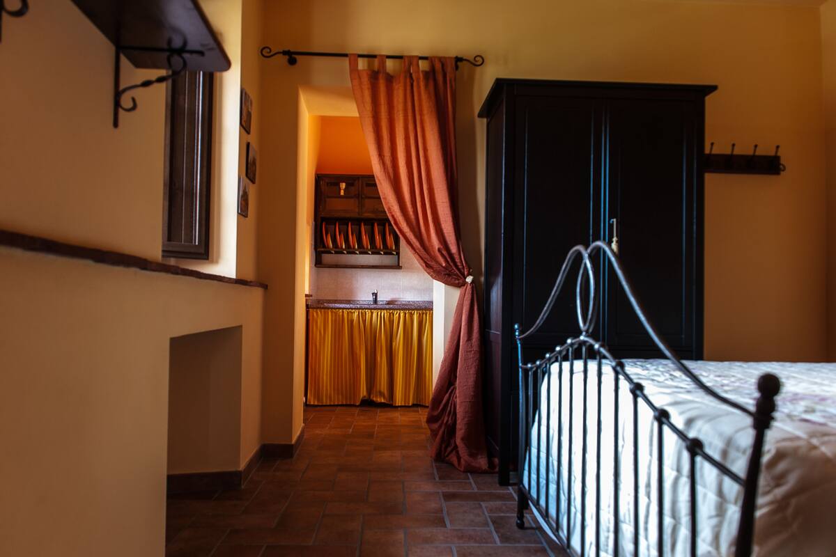Premium bedding, down comforters, in-room safe, individually furnished