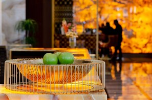 2 bars, bar sur le toit, lounge dans le hall