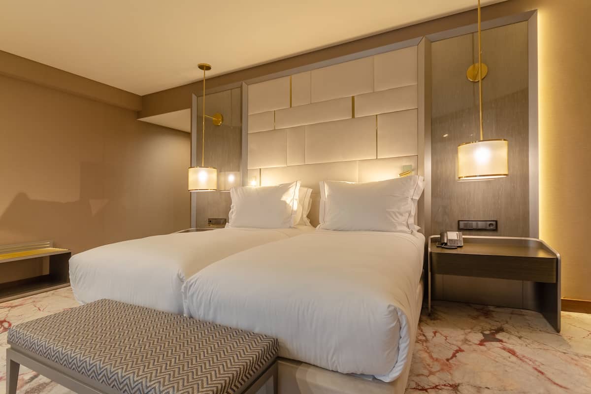 Executive-Zweibettzimmer | 1 Schlafzimmer, Minibar, Zimmersafe, Schreibtisch