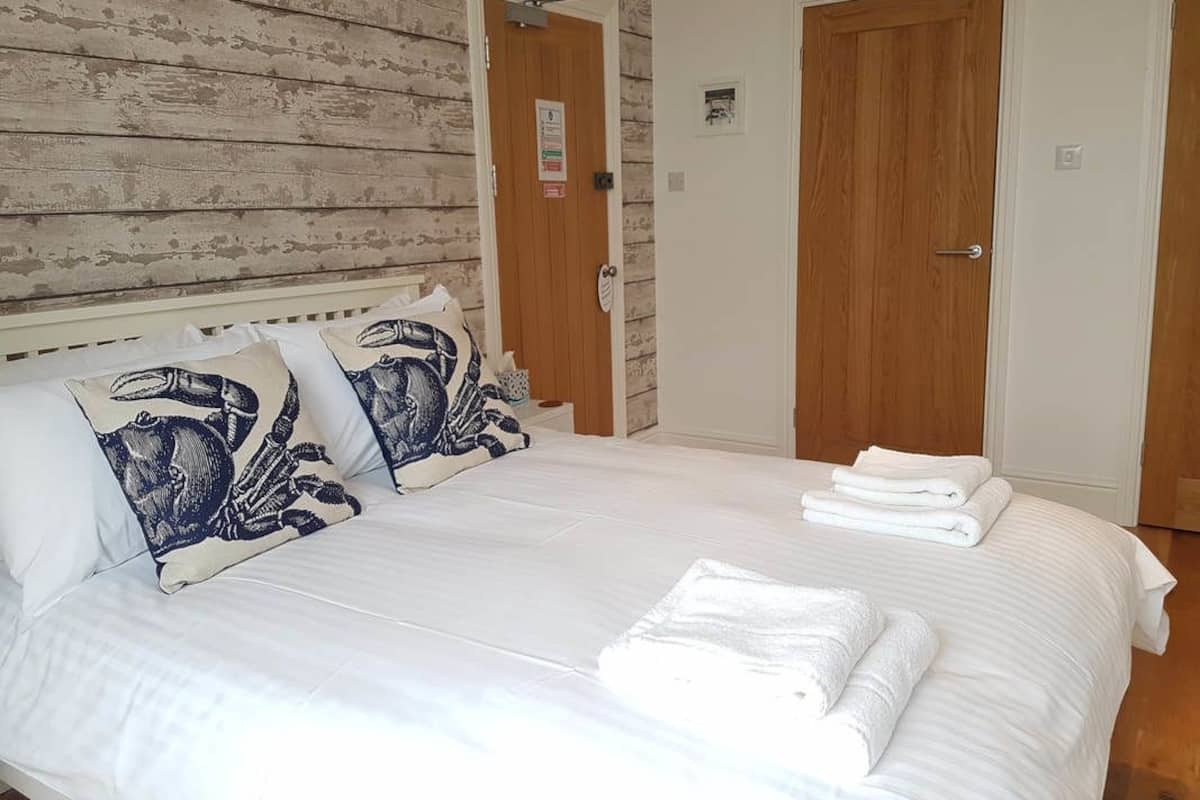 Double Room, Ground Floor (Room 1) | Iron/ironing board, free WiFi, bed sheets