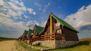Chalet | Exterior