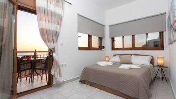 Chambre Double, vue mer, en bord de plage | Coffres-forts dans les chambres