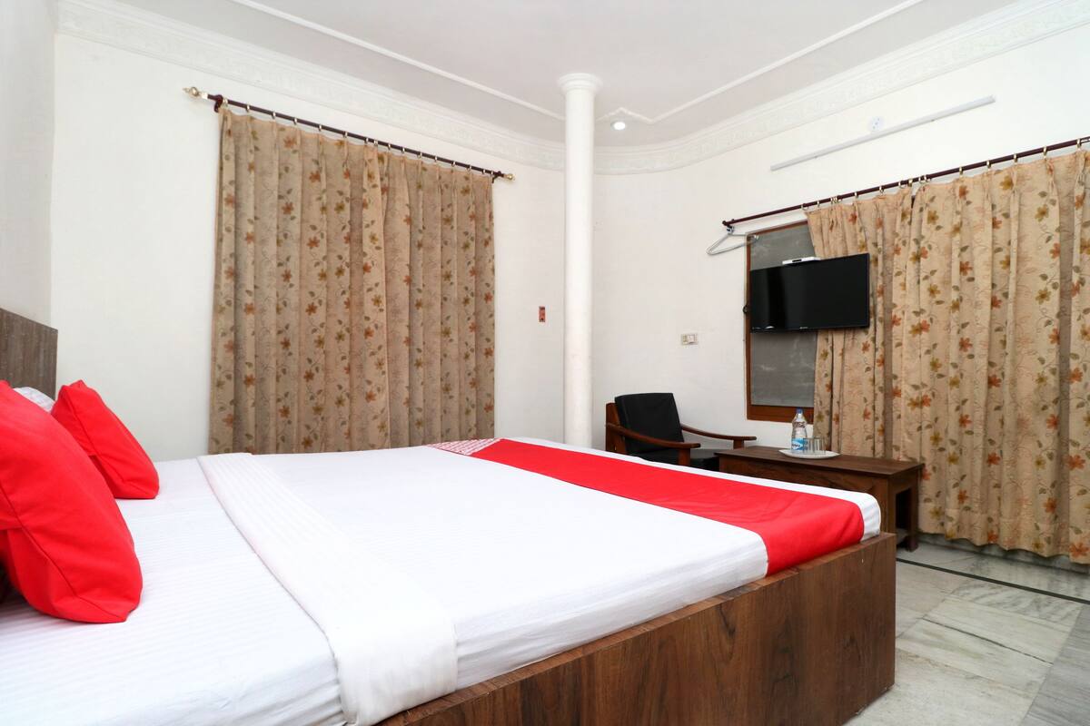 Deluxe Double or Twin Room, 1 Queen Bed