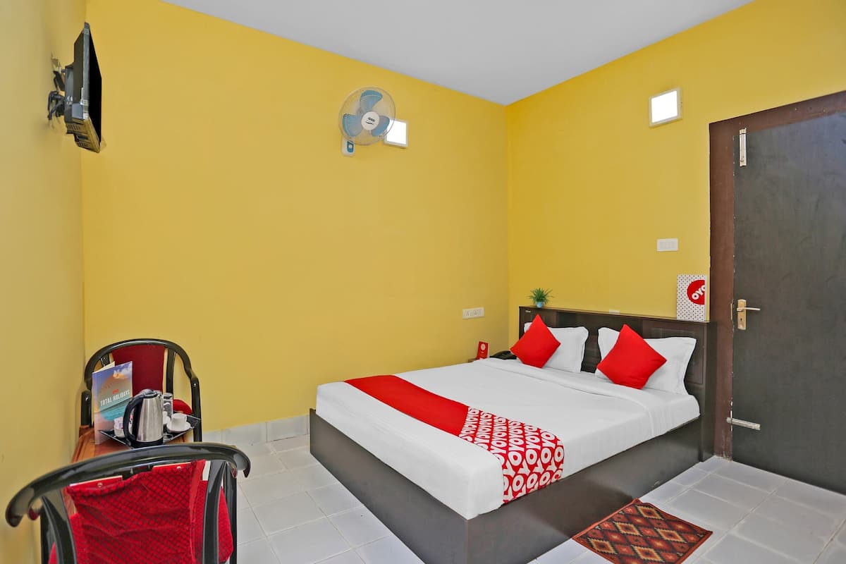 Standard Double Room | Bed sheets