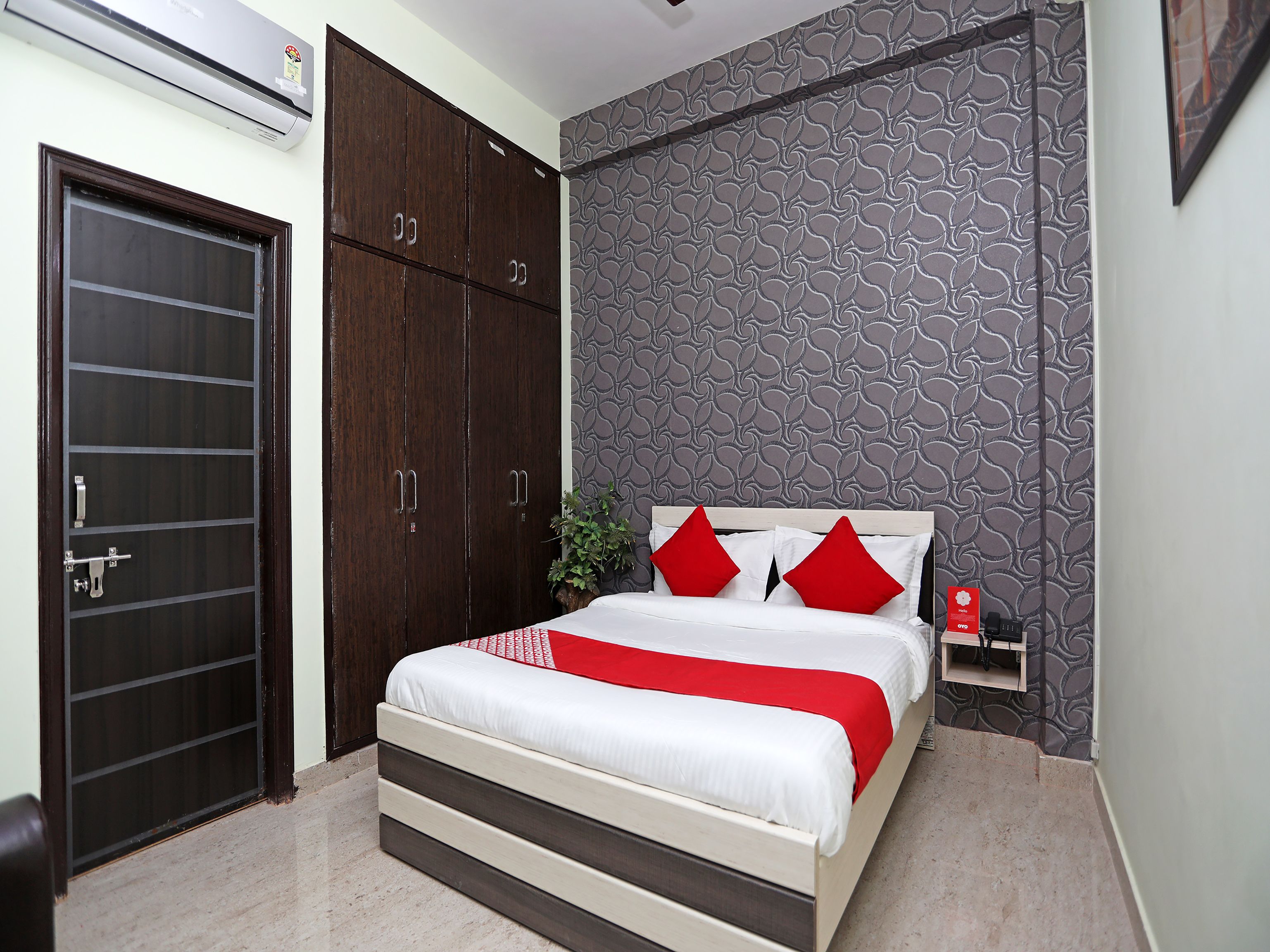 Double or Twin Room | Free WiFi