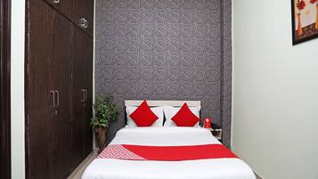Double or Twin Room | Free WiFi