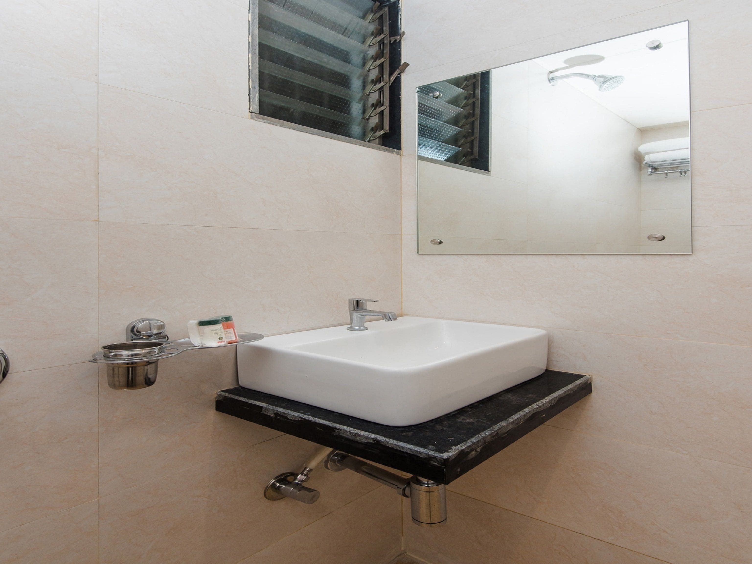 double or twin room | bathroom | free toiletries, towels
