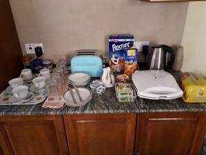 Free daily continental breakfast