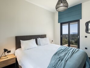 4 chambres, espace de travail pour ordinateur portable