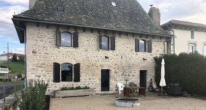 Auvergne house renovated in 2018