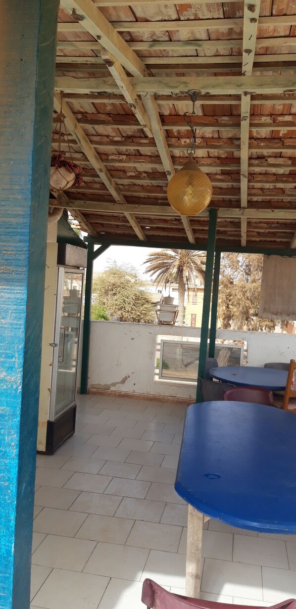 Bar (on property) - Le Nabab (St. Louis)