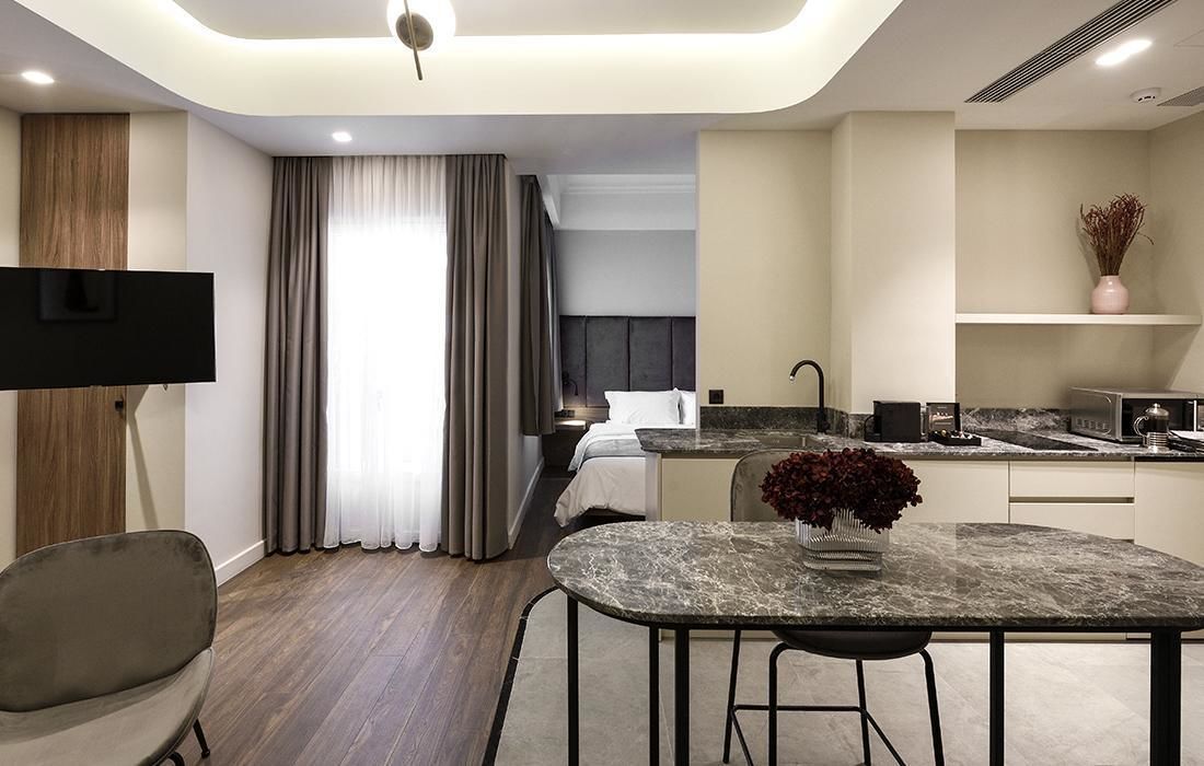 Apartamento Deluxe, vistas al patio (R1) | 1 dormitorio, ropa de cama de alta calidad, caja fuerte