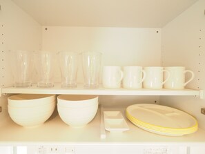 Quadruple Room | Private kitchen | Fridge, microwave, cookware/dishes/utensils - La Lumiere Oroku 503 (Naha)