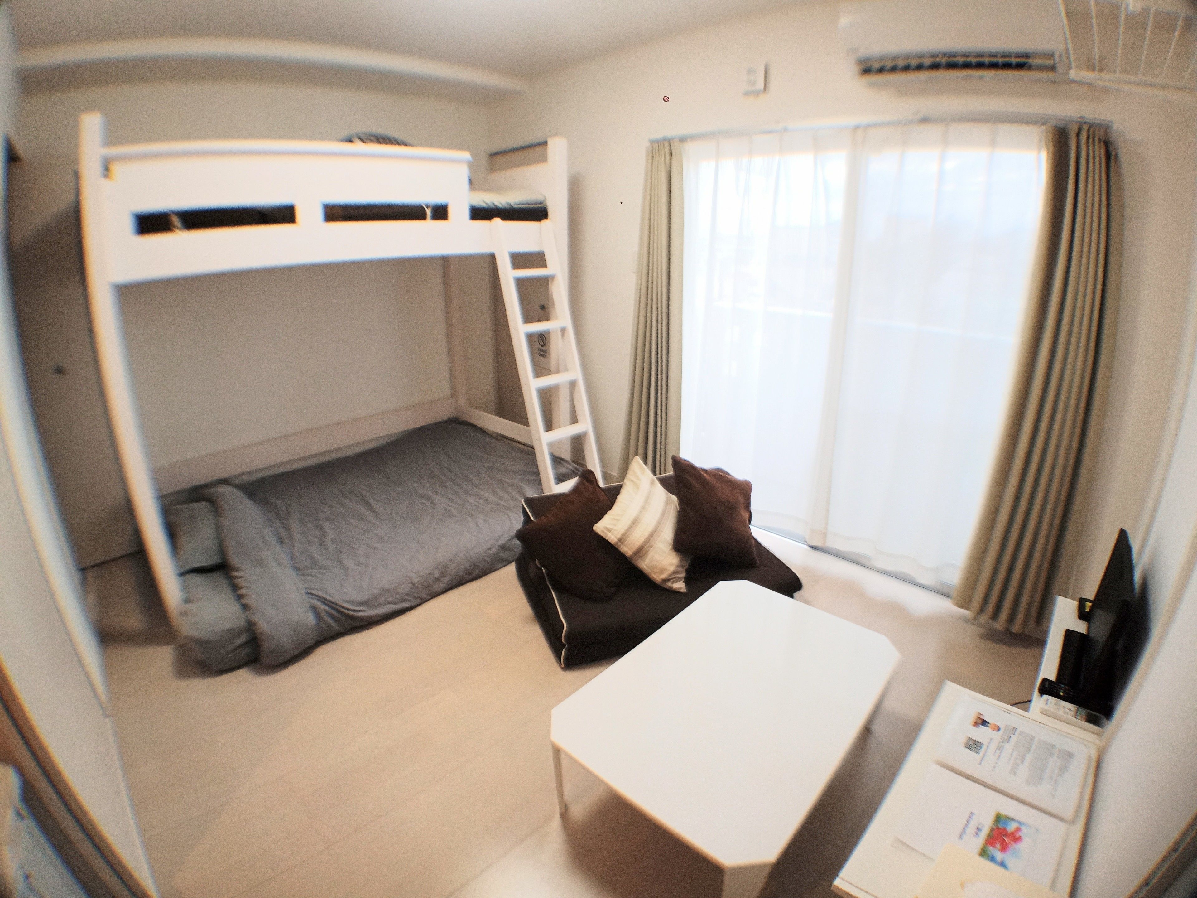 四人房 | 熨斗/熨衣板、免费 WiFi