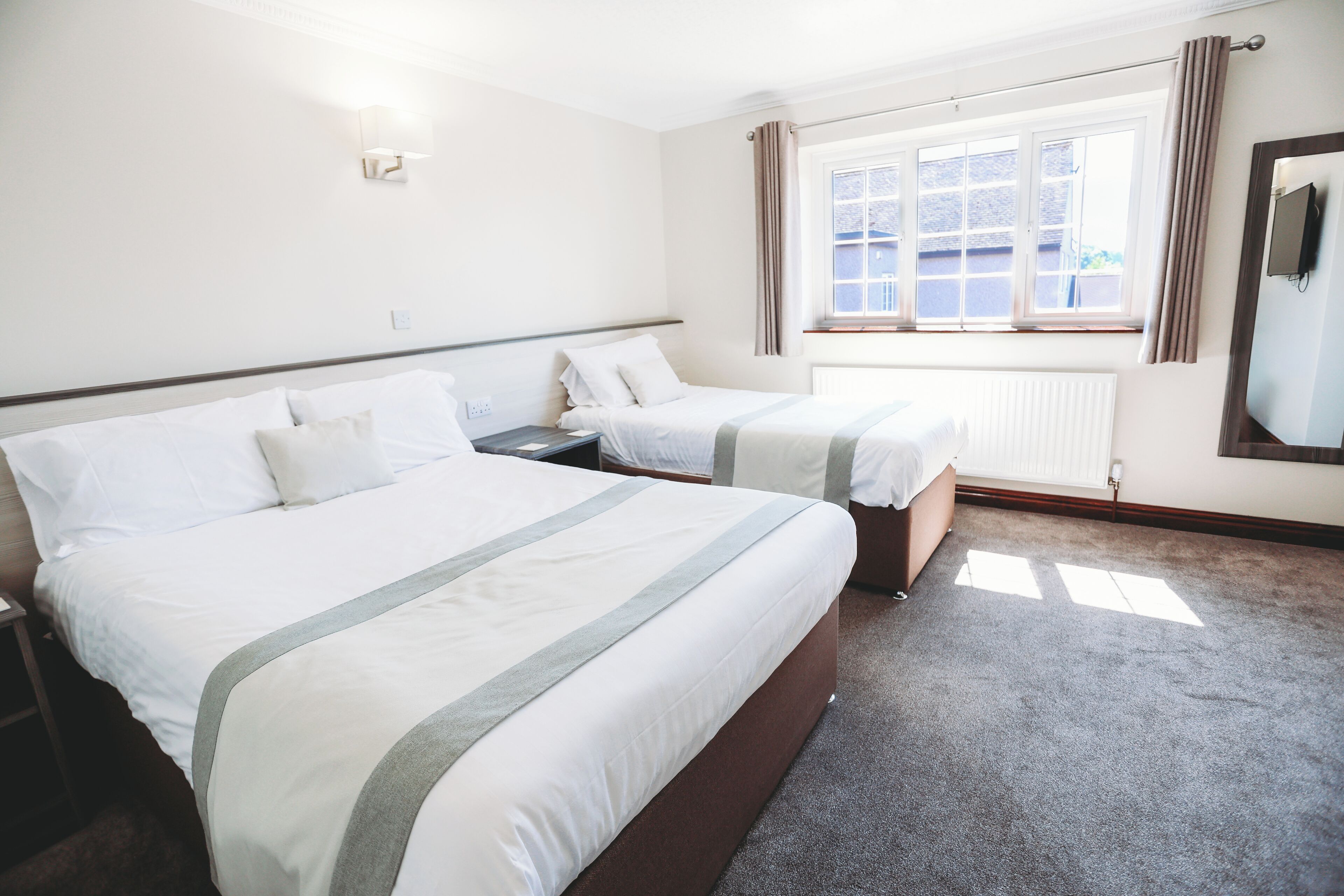 triple or twin room, multiple beds | desk, laptop workspace, iron/ironing board, free wifi