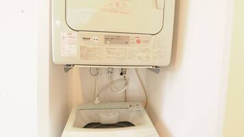 Quadruple Room | Laundry