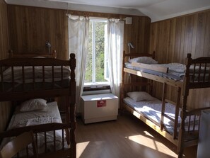 Wifi gratis y ropa de cama