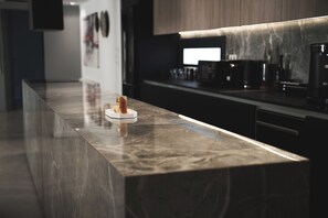 Appartement Premium, 3 chambres, balcon, vue ville (H601) | Cuisine privée