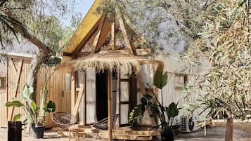 Superior Tent | 2 bedrooms, free WiFi, bed sheets