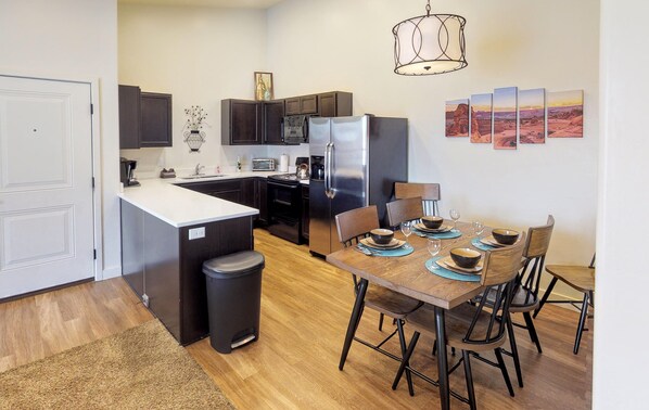 Dining - Red Cliff Condos #6i | 3 Bed, 2 Bath (Moab)