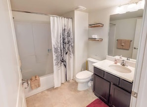 Hair dryer, towels - Red Cliffs Condos - 6i (Moab)