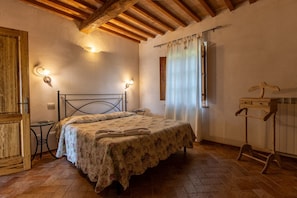 1 Schlafzimmer, Bügeleisen/Bügelbrett, kostenloses WLAN