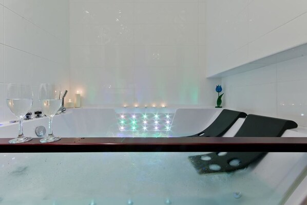 Departamento | Tina de hidromasaje