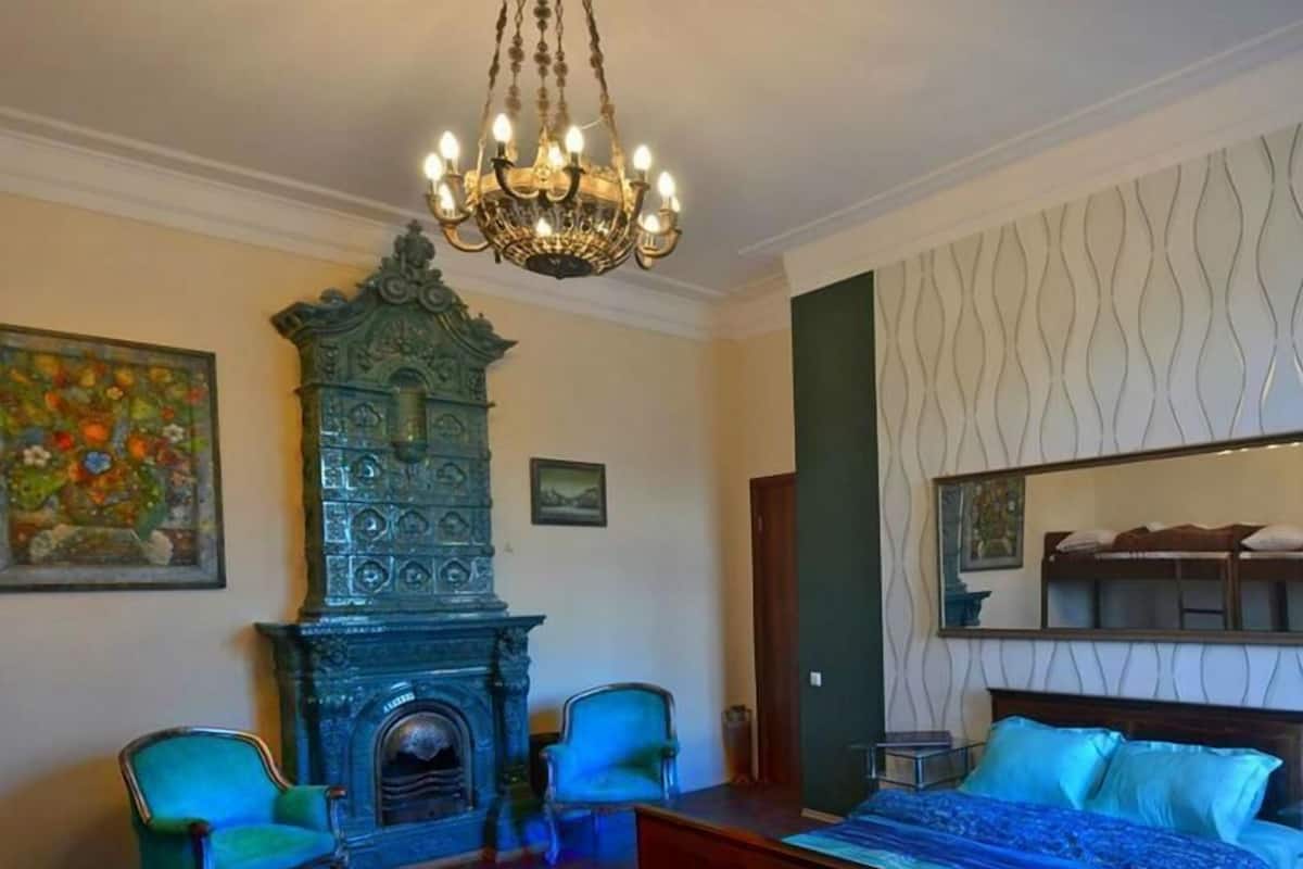 Habitación familiar, balcón | Insonorización, tabla de planchar con plancha y wifi gratis