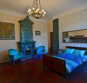 Family Room, Balcony