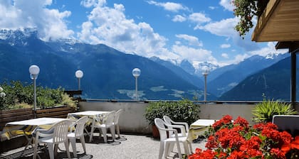 Holidays - in the midst of nature - hiking in the countryside - mountain retreat