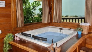 Cabin, 1 Queen Bed with Sofa bed, Lake View | Lake view