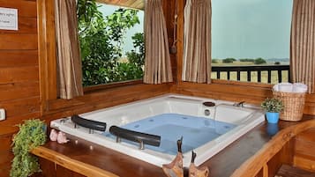 Hytte - 1 queensize-seng med sovesofa - søudsigt | Søudsigt