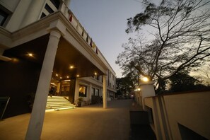 Exterior - Four Season Recreation Hotel and Spa (Jalgaon)