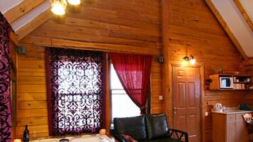 Cabin, Multiple Beds (With Gallery) | Private spa tub