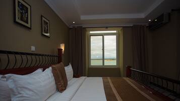 Junior Suite, Lake View | Lake view