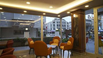 Sala de estar en el lobby