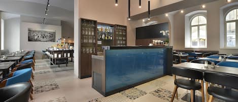 Tägliches Frühstücksbuffet (210 CZK pro Person)