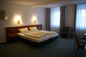 ميني بار وتجهيزات عازلة للصوت وواي فاي مجانًا