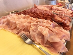 Free daily buffet breakfast - Hotel Garden (Malcesine)