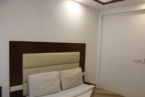 ห้องดีลักซ์, เตียงคิงไซส์ 1 เตียง | ห้องเก็บเสียง, เตียงเสริม/เปล, Wi-Fi ฟรี