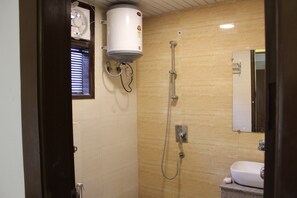 Bathroom - Hotel Opal Inn (New Delhi)