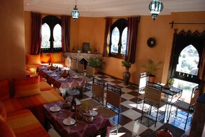 Desayuno continental incluido todos los días